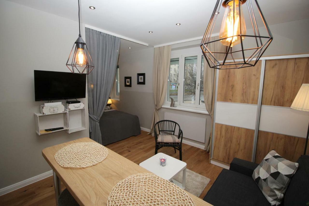 City&More! Apartment-Wieden Buitenkant foto