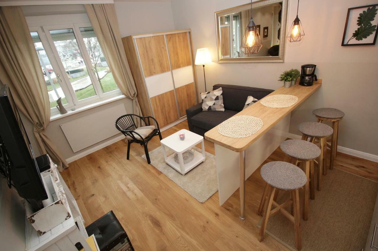 City&More! Apartment-Wieden Buitenkant foto